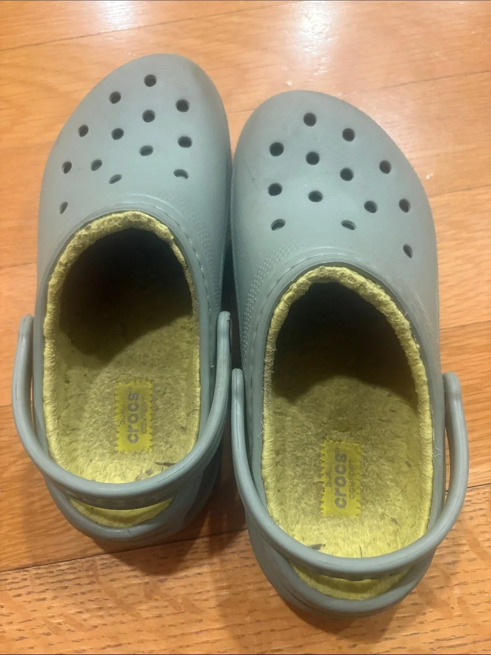 Kids Comfort Clog green/grayish color